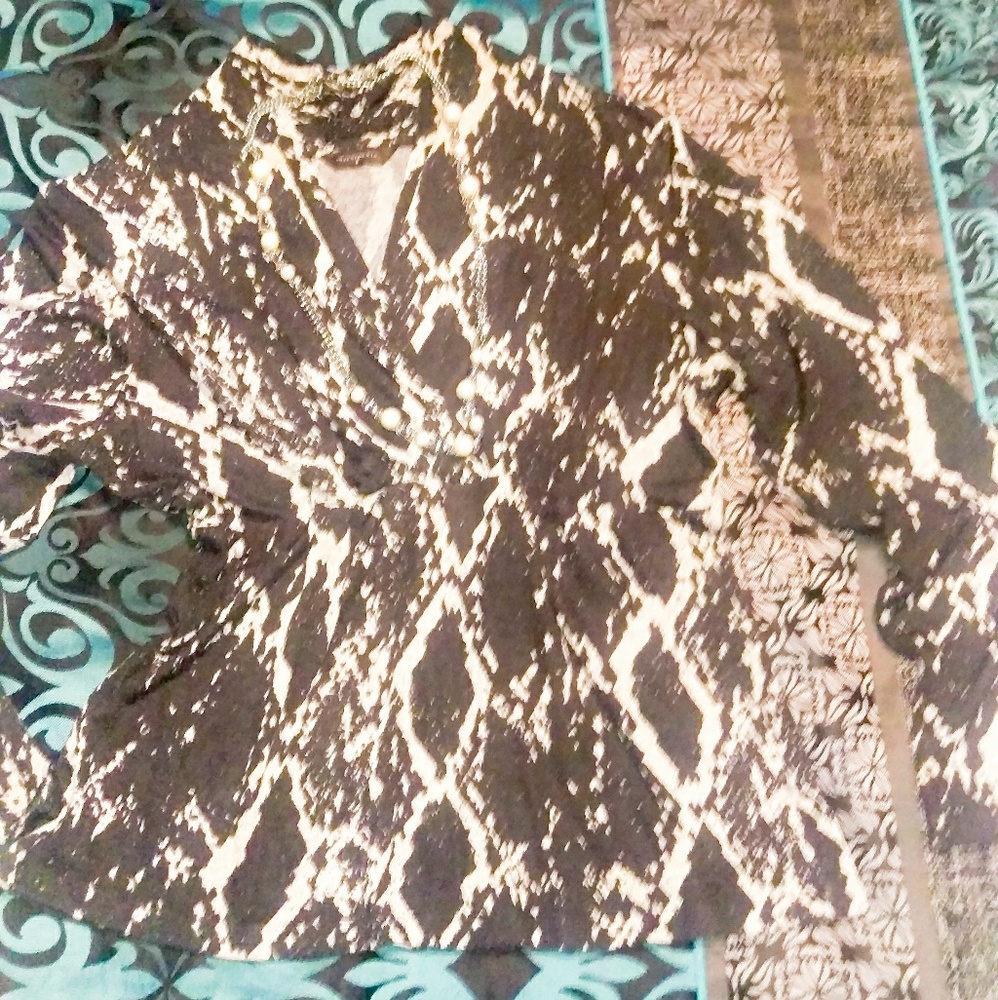 Investments II Black & Gray Top